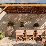 ヴィラ Antama Living, Luxe Stonehouse With Pool & Bbq