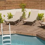 ヴィラ Antama Living, Luxe Stonehouse With Pool & Bbq レティムノ
