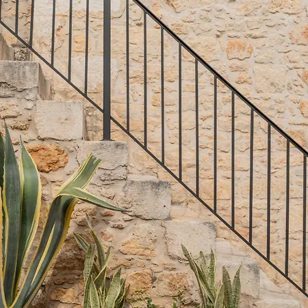 Вилла Antama Living, Luxe Stonehouse With Pool & Bbq Ретимно