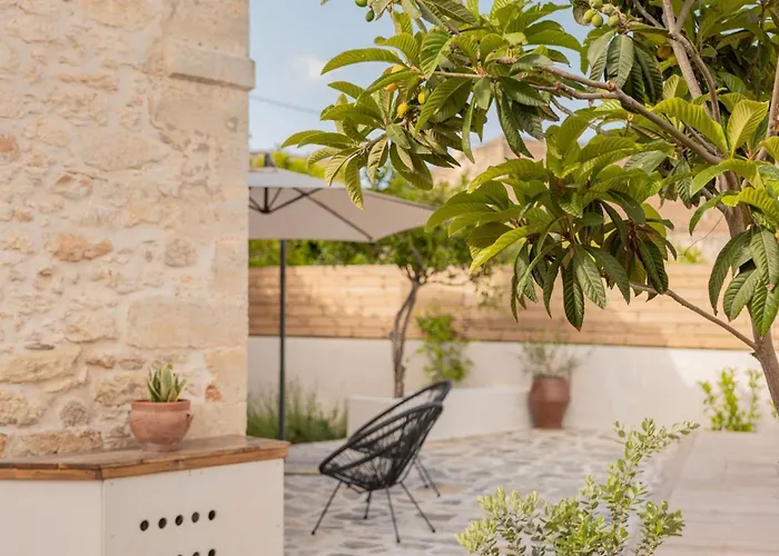 Villa Antama Living, Luxe Stonehouse With Pool & Bbq Rethymno (Crete)