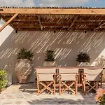 Antama Living, Luxe Stonehouse With Pool & Bbq Вілла Ретимно (Крит)