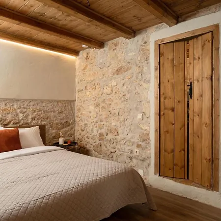 Villa Antama Living, Luxe Stonehouse With Pool & Bbq Rethymno