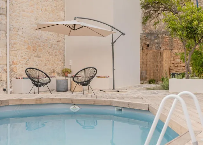 Antama Living, Luxe Stonehouse With Pool & Bbq * Rethymno